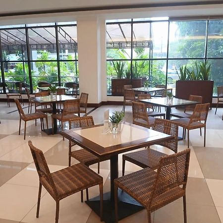 Dohera Hotel Cebu Bagian luar foto