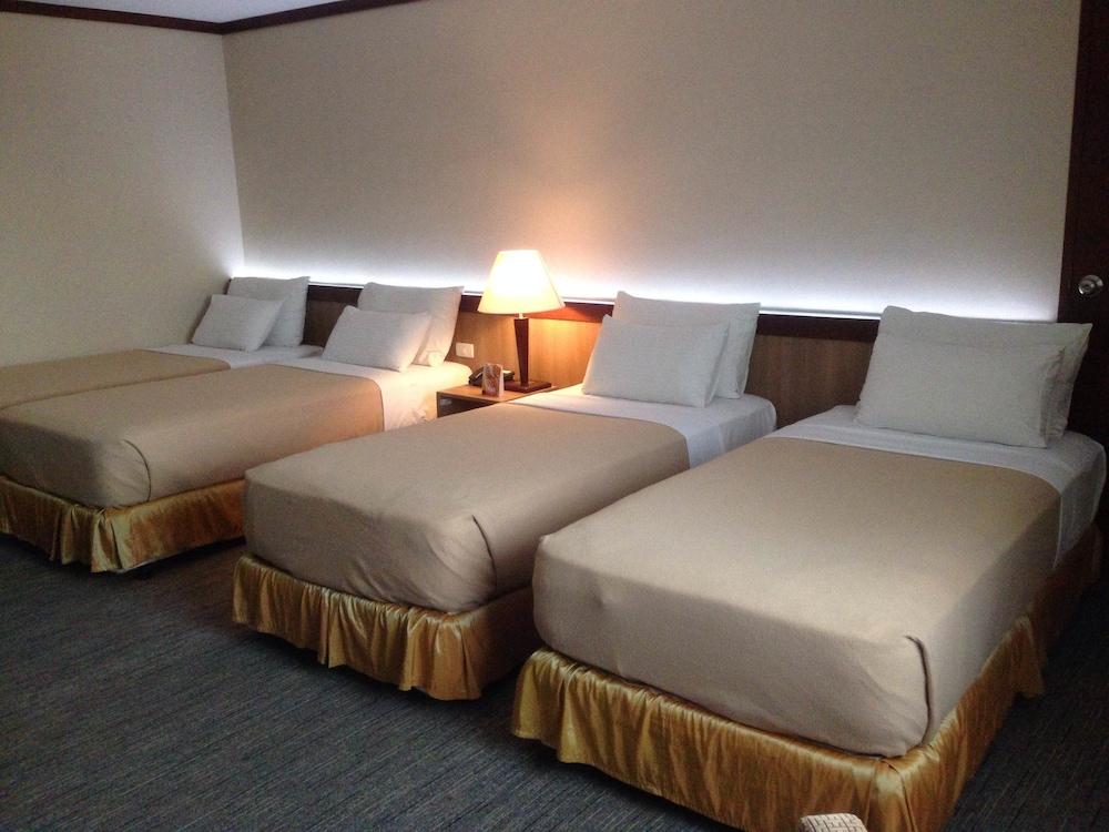 Dohera Hotel Cebu Bagian luar foto