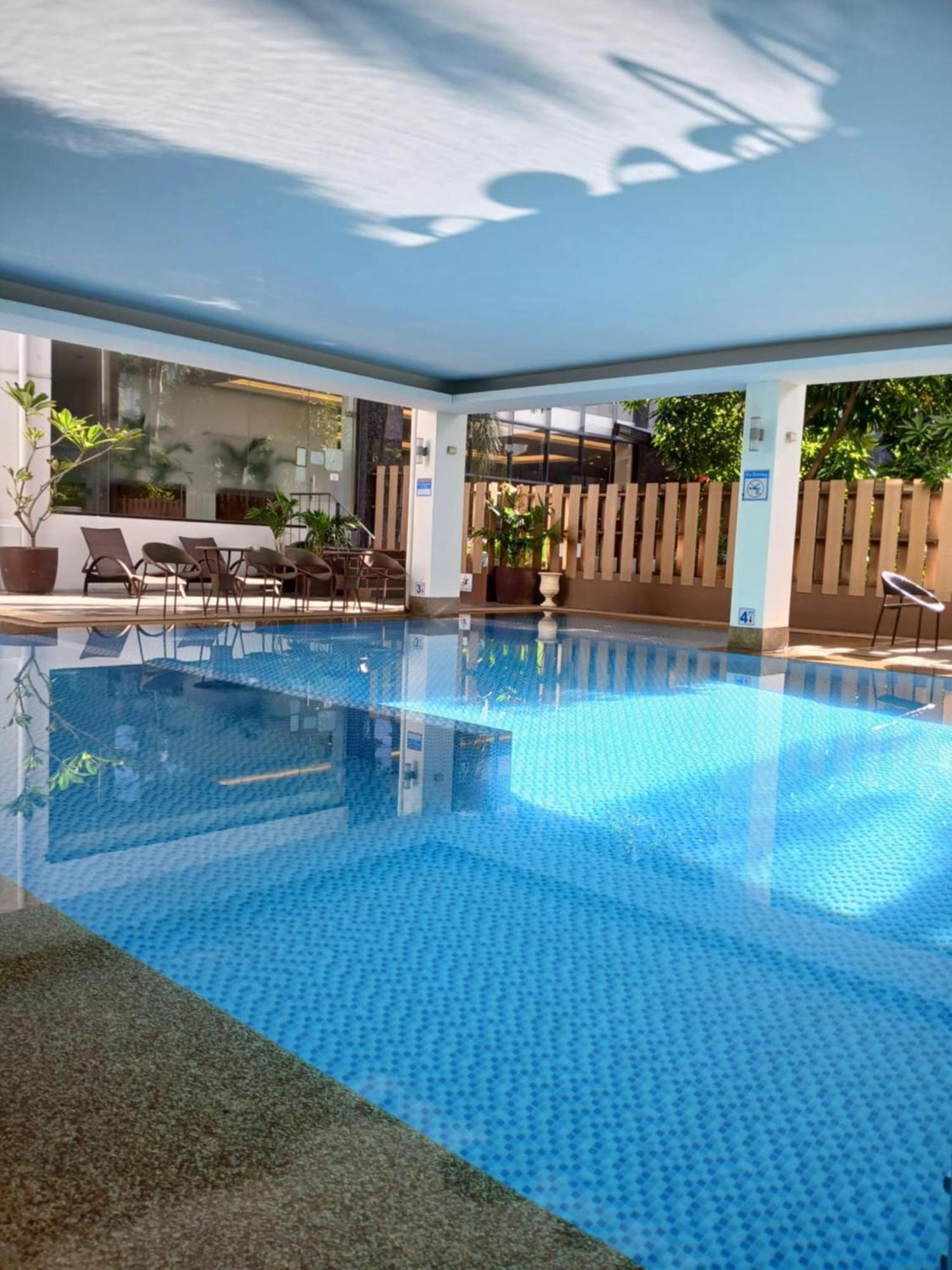 Dohera Hotel Cebu Bagian luar foto