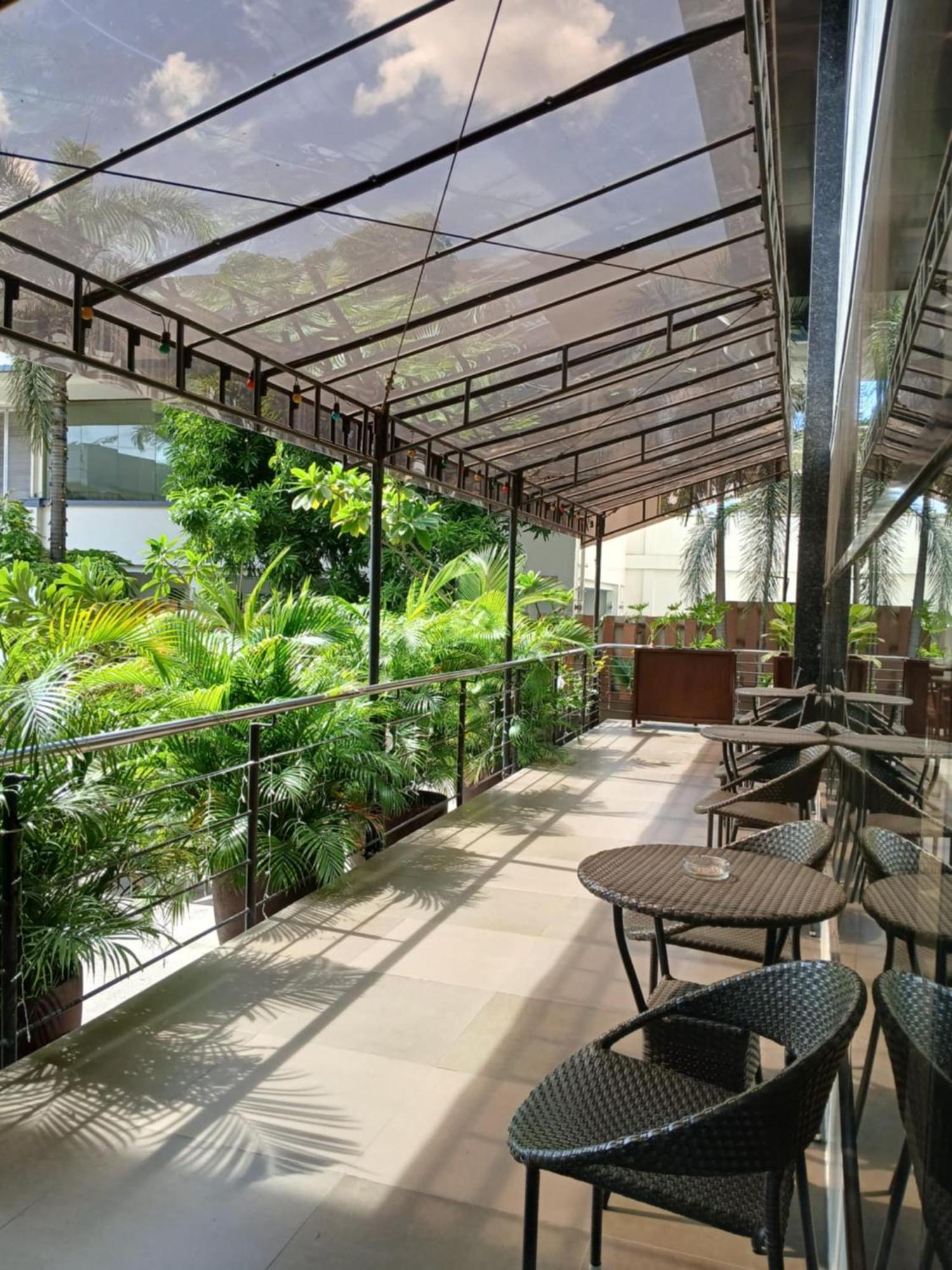 Dohera Hotel Cebu Bagian luar foto
